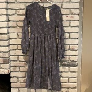New With Tags Greyish-Blue Floral Mello Day Dress. Size LP.